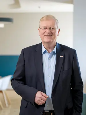 Porträt von Stefan Hartung