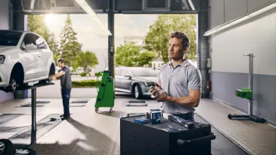Blick in eine Bosch Autowerkstatt