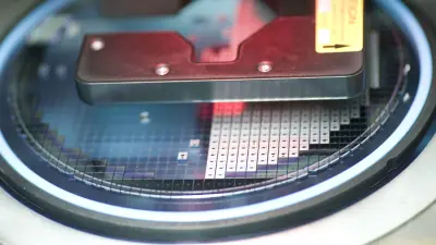 Recipient of the 2008 German Future Prize: the Bosch MEMS manufacturing process. This photo and the stage photo © Deutscher Zukunftspreis/Ansgar Pudenz.