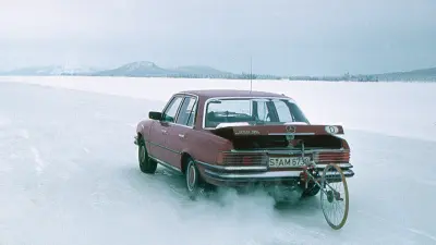 ABS 2: measuring the braking distance on an icy road with a Peiseler wheel. 1976