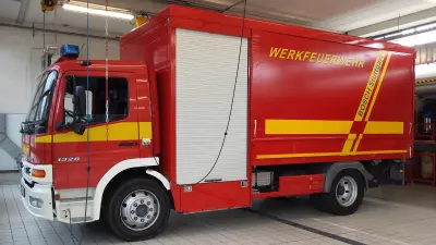 Fire engine at Bosch Feuerbach site, 2016