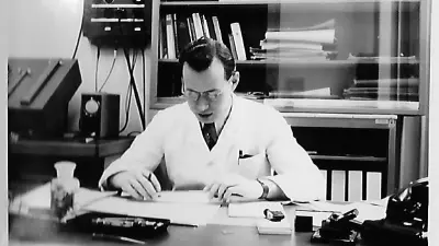 Gotthold Zielasek, Erfinder des ersten von Bosch serienmäßig gefertigten Halbleiterelements, 1954