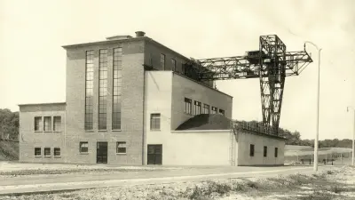 General view of the heating plant with crane and coal basin