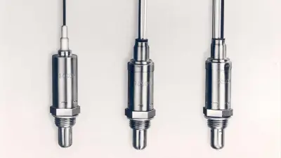 Three lambda sensors side by side