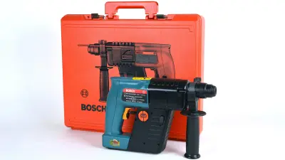 Akkubohrhammer mit Koffer