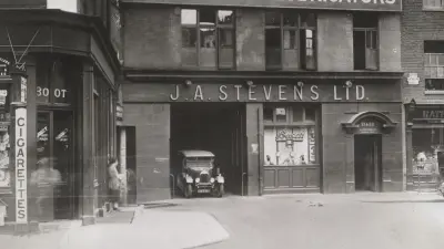 In London übernahm 1920 J.A. Stevens den Verkauf und Einbau von Bosch-Produkten im Vereinigten Königreich.