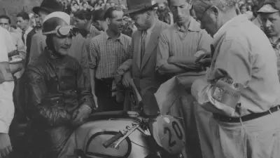 August Bamminger beim Großen Preis von Deutschland auf der Solitude-Rennstrecke 1951.