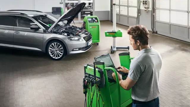 Bosch workshop world offers diagnostics software and hardware, training courses and partner programs for repair shops.
