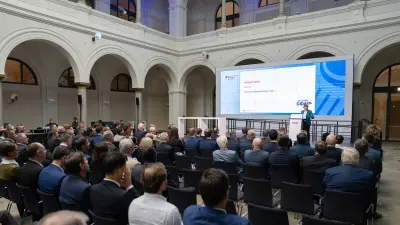 Ein voll besetzter Zuschauersaal beim GIDAS Event in Berlin.