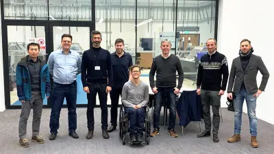 Das Team der strategischen Kooperation zwischen der Universität Nottingham und Bosch Research bei einem Treffen an der Universität Nottingham in Großbritannien. Die Teilnehmer von links: Tianjie Zou, Michael Baus, Michele Degano, Peter Connor, Frieder Schuller, Nassar Albunni, Thomas Böker, Markus Kraft