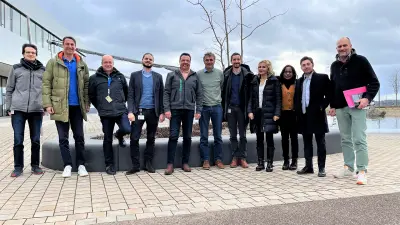 The team of the cooperation between the University of Cambridge and Bosch Research during a meeting at the Renningen research campus. The participants: Tanya Trajkovic, Nazareno Donato, Dick Scholten, Stefan Regensburger, Andre Kretschmann, Jens Baringhaus, Daniel Krebs, Florin Udrea, Ulrich Sailer, Klaus Heyers, Vasantha Pathirana