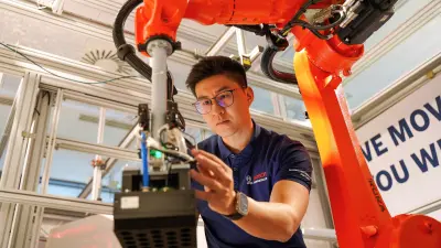 Dr. Wan Ding works in the Engineering Software Department at Bosch Connected Industry, China.