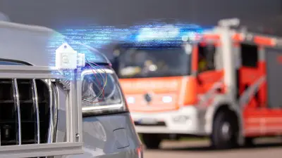 Image of an intelligent sensor mounted on a test vehicle that can detect, for example, hidden emergency vehicles. Bosch Research conducts research into intelligent sensors and the human-machine interface (HMI).
