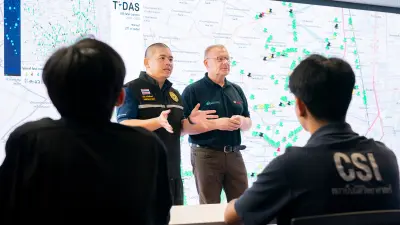 Thomas Lich and Kanik Chalermphak during training at the Central Institute of Forensic Science in Bangkok.
