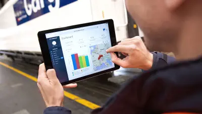 Tablets can be used to evaluate freight cars’ condition monitoring data.