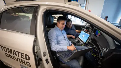 Bosch Research entwickelt KI-Modelle für vorausschauende Fahrzeugnavigation in städtischen Umgebungen.