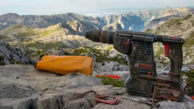 Ein Bohrhammer außerhalb der Höhle.