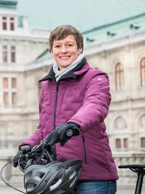 Ellen Dehnert
