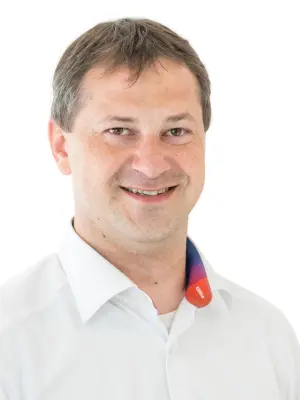The picture shows Marcus Parentis, the leader of the Bosch corporate start-up DaVinci. He talks about urban air mobility.