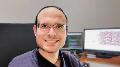 Mordechai Kornbluth
