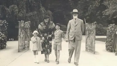 Robert and Margarete Bosch with their children