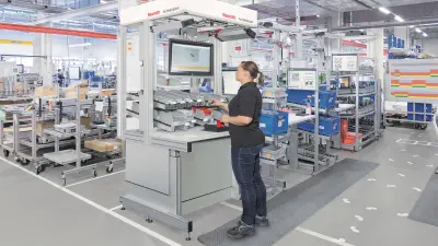Person am ActiveAssist Monitor