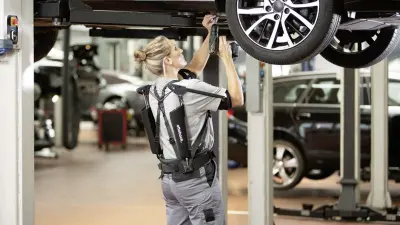 Mit Exoskeletten gegen Arbeitsunfähigkeit