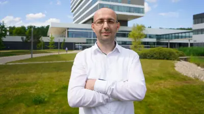 Lavdim Halilaj works as a research scientist at Bosch Research in the field of knowledge-driven machine learning.