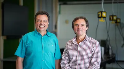 Andre Kretschmann and Tino Fuchs from Bosch Research, quantum sensor experts.