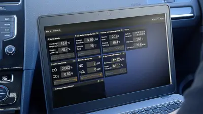 Laptop zeigt Messergebnisse