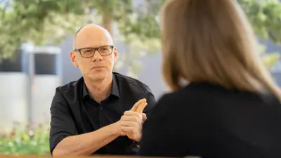 Bosch Research Expert on sound-design Andreas Henke explaining the theory behind it