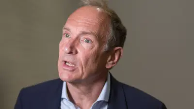 Tim Berners-Lee, der Erfinder des Internets, antwortet auf Interviewfragen zum WWW.