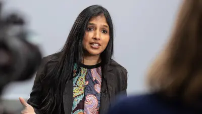 Shohini Ghose explains during an interview how quantum computers work.