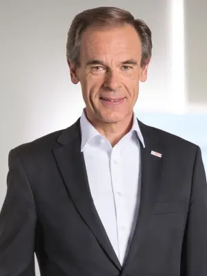 Porträt von Dr. Volkmar Denner, Vorsitzender der Geschäftsführung der Robert Bosch GmbH