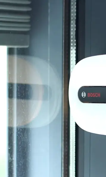The image shows a Bosch sensor.
