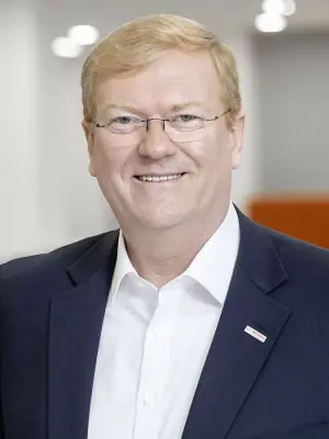 Dr. Stefan Hartung